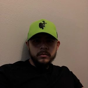 Meet your Posher, Ulises